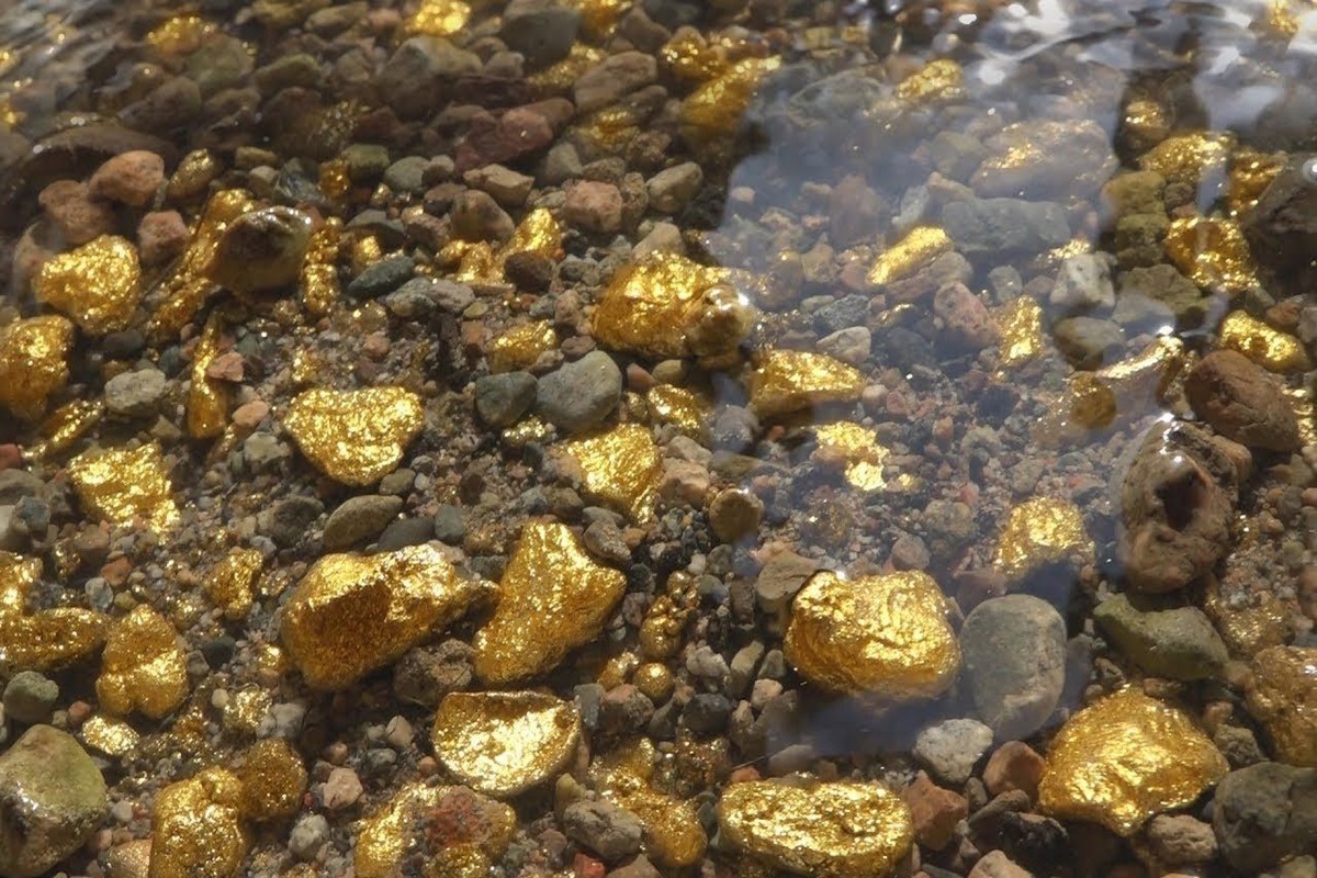 goud in water