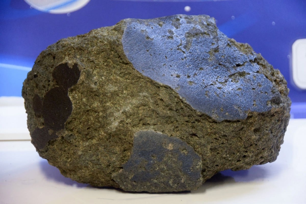 In de steen bleek chondriet H5 te zitten, geen goud