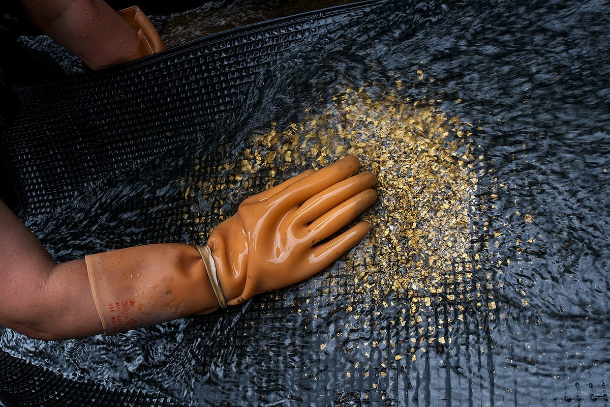 een rivier die letterlijk glinstert van het goud