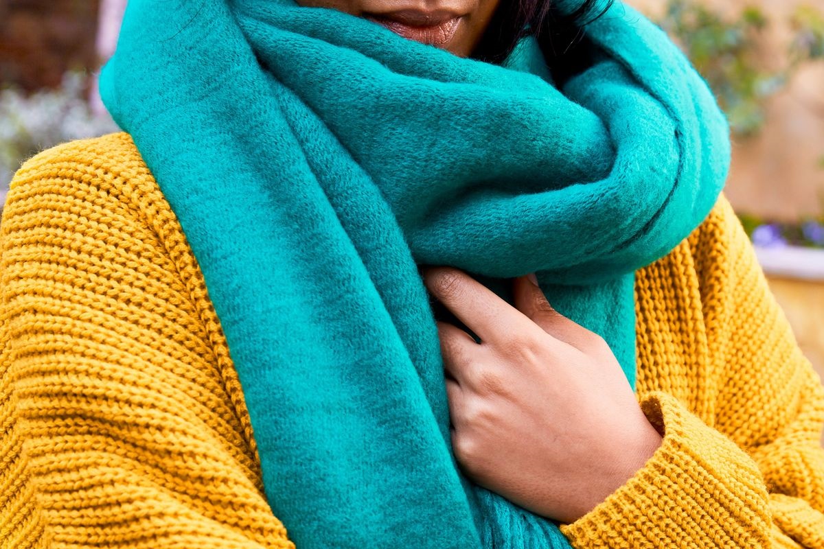 sjaal op een meisje