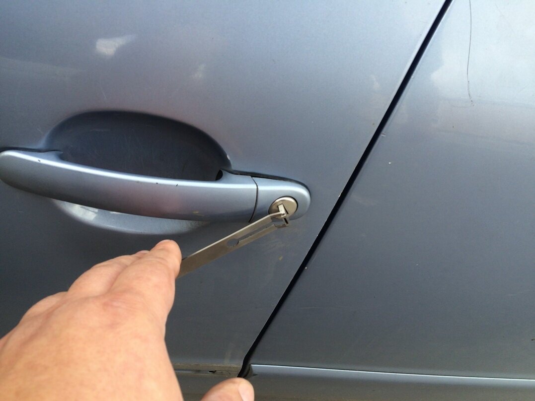 het openen van autosloten