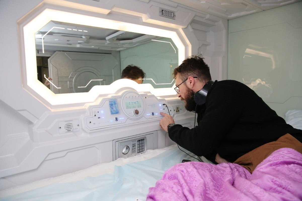 experiment - 100 dagen in een capsule verblijven