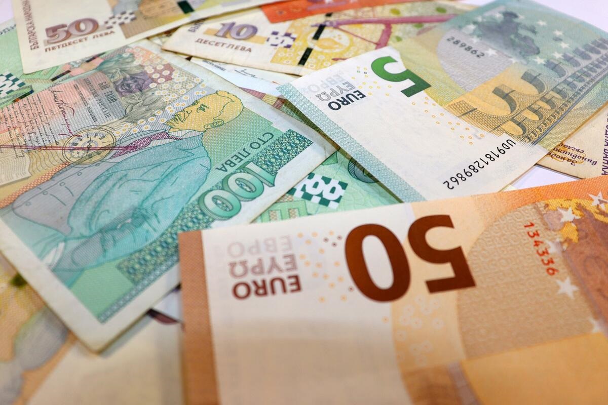 Bulgaarse munten en euro's
