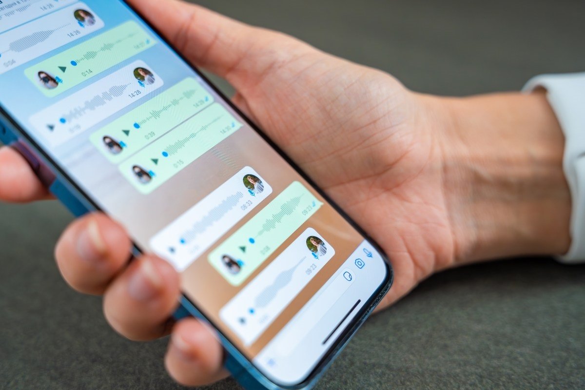 een van de functies van WhatsApp — het uploaden van spraakberichten